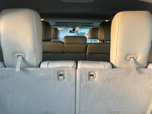 Used 2013 INFINITI JX35 AWD w/ Cargo Pkg image 15