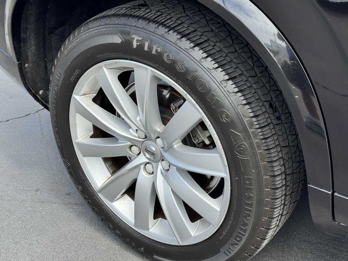 Used 2017 Volvo XC90 T5 Momentum w/ Vision Package AWD/4WD image 19