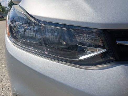 Used 2020 Chevrolet Trax LS w/ Tint and Cruise Package FWD image 10