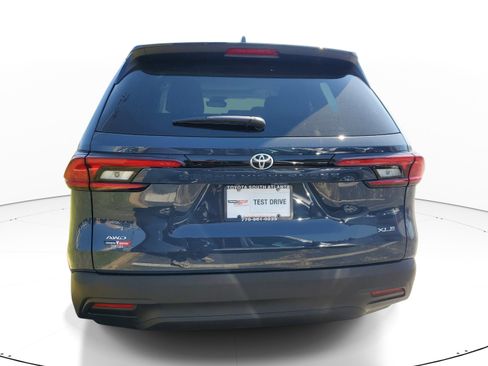 New 2026 Toyota Grand Highlander XLE AWD/4WD image 5