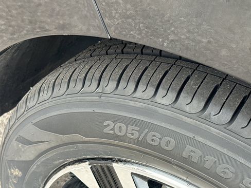 Certified 2024 Nissan Sentra SV image 8