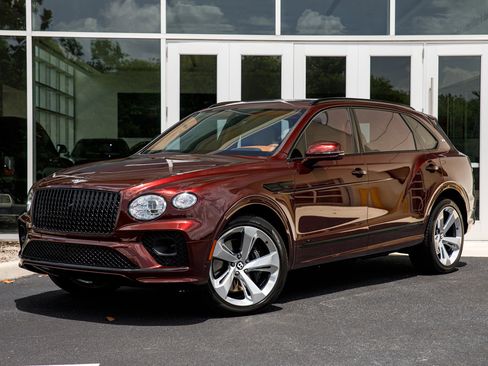 Used 2023 Bentley Bentayga Extended Wheelbase AWD/4WD image 1