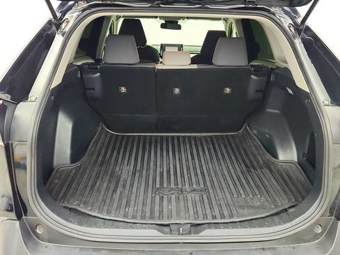 Used 2019 Toyota RAV4 XLE AWD/4WD image 22