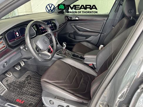 Used 2024 Volkswagen Jetta GLI Autobahn FWD image 3