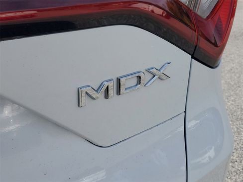 Certified 2025 Acura MDX FWD image 8