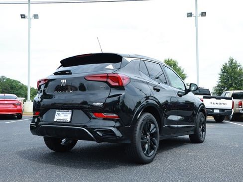 Used 2024 Buick Encore GX Sport Touring FWD image 6