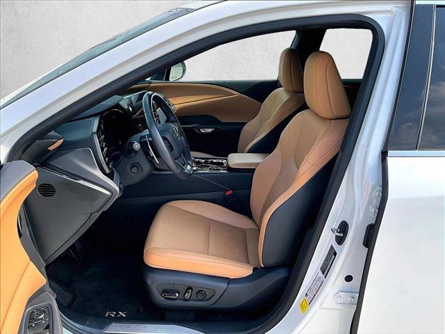 Used 2025 Lexus RX 350 FWD w/ Technology Package image 28