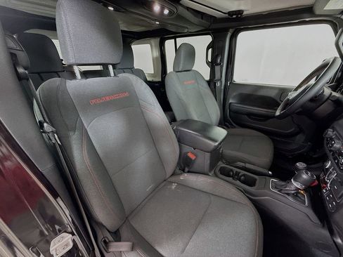 Used 2024 Jeep Wrangler Unlimited Rubicon AWD/4WD image 26
