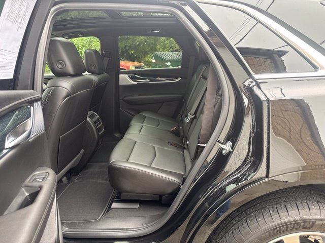 Used 2024 Cadillac XT5 Premium Luxury FWD image 17