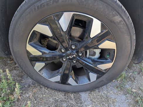 Certified 2023 Kia Sportage X-Line image 10