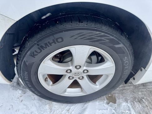 Used 2013 Toyota Sienna L image 8