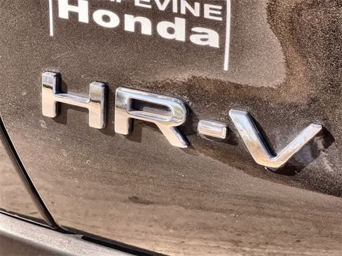 Certified 2025 Honda HR-V LX image 8