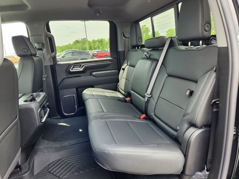 New 2026 Chevrolet Silverado 2500 LTZ w/ LTZ Convenience Package AWD/4WD image 8
