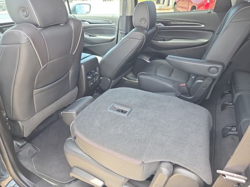 Used 2019 Buick Enclave Avenir w/ Avenir Technology Package FWD image 14
