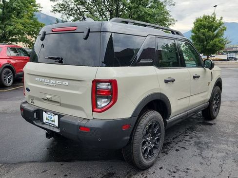 New 2025 Ford Bronco Sport Badlands w/ Badlands Tech Package AWD/4WD image 3