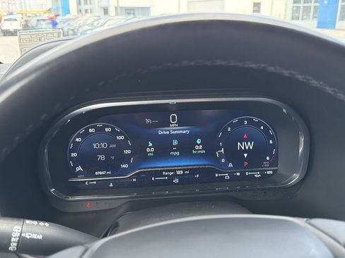 Used 2024 Chevrolet Tahoe LT RWD image 11
