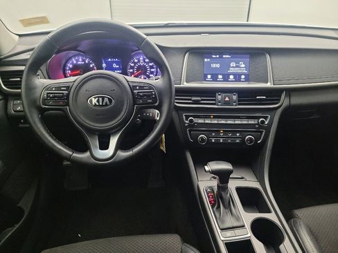 Used 2018 Kia Optima S image 22