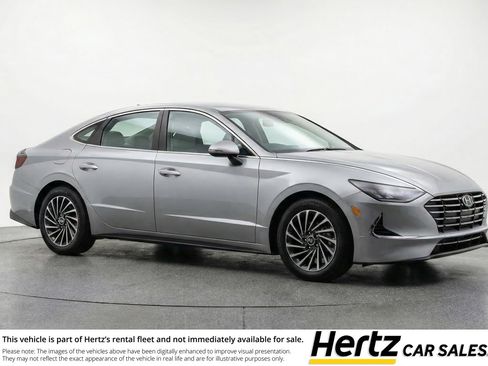 Used 2025 Hyundai Sonata SEL FWD image 1