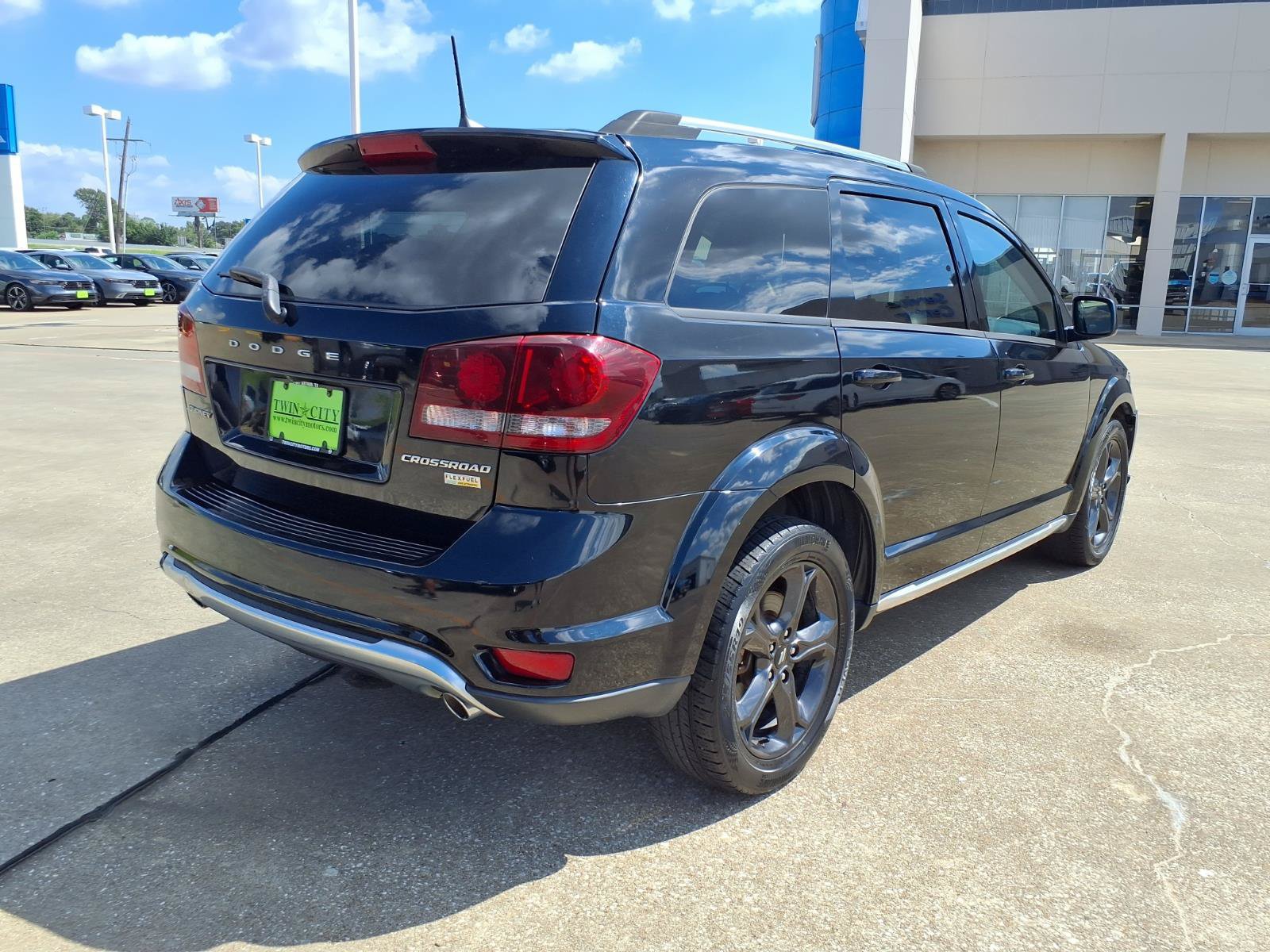 Used 2018 Dodge Journey Crossroad FWD image 4