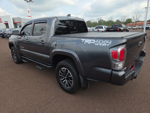 Certified 2021 Toyota Tacoma TRD Sport AWD/4WD image 5