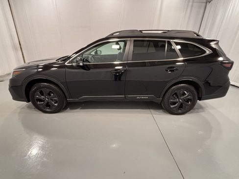Used 2021 Subaru Outback Onyx Edition XT image 9