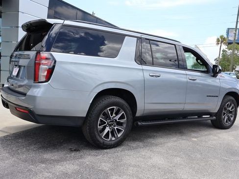 Used 2024 Chevrolet Suburban Z71 AWD/4WD image 8