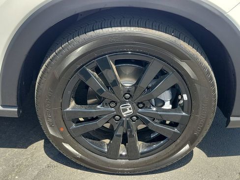 Certified 2027 Honda HR-V Sport image 6