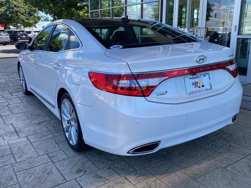 Used 2014 Hyundai Azera Limited w/ Option Group 02 FWD image 5