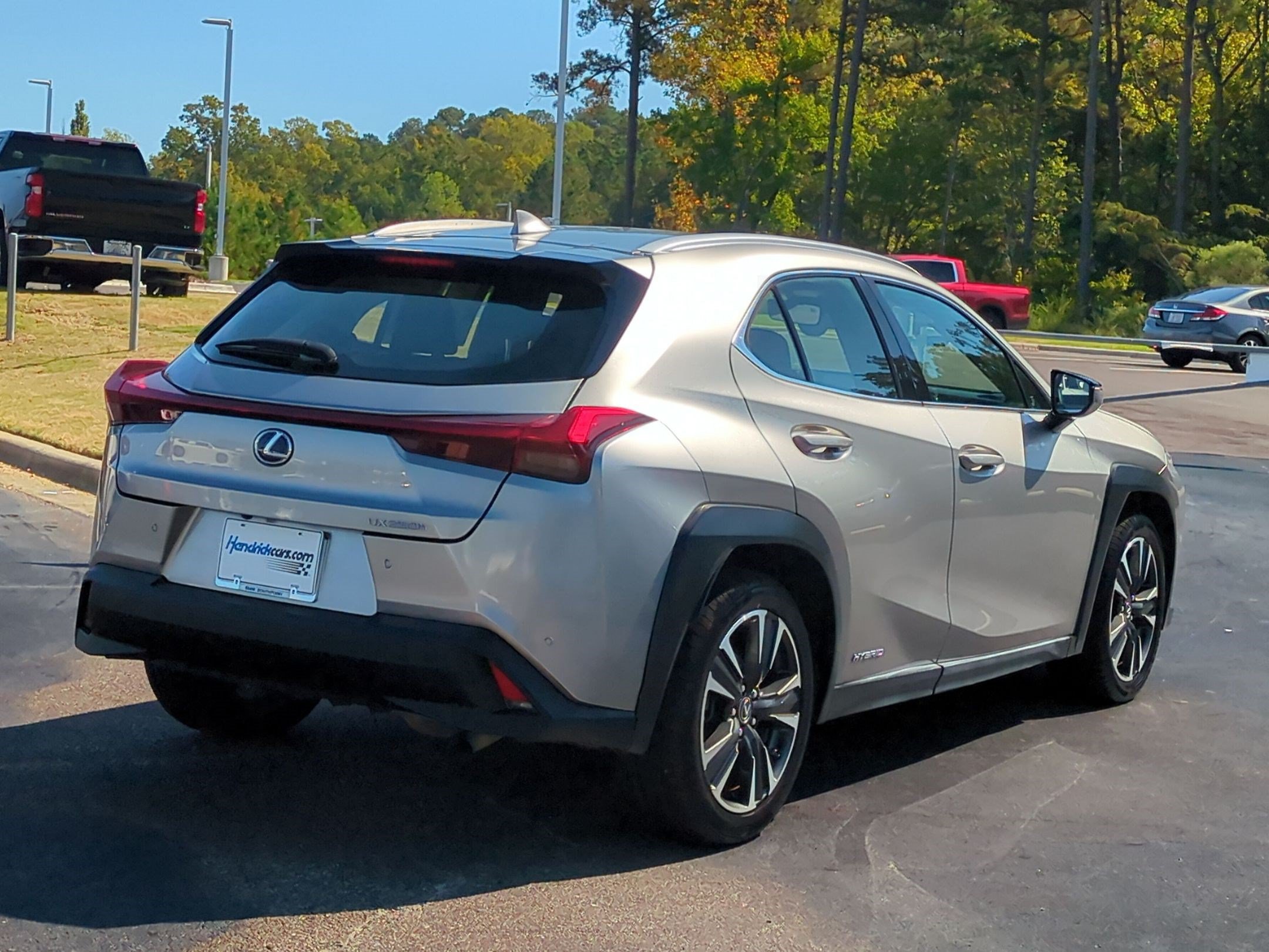 Used 2020 Lexus UX 250h w/ Premium Package AWD/4WD image 10