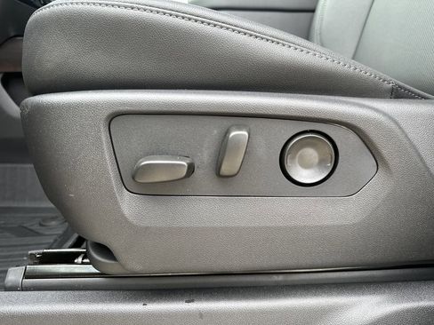 New 2026 GMC Sierra 1500 SLT w/ SLT Premium Plus Package image 15