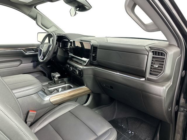 Used 2024 Chevrolet Silverado 1500 RST w/ Convenience Package II AWD/4WD image 31