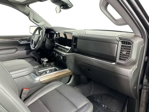 Used 2024 Chevrolet Silverado 1500 RST w/ Convenience Package II AWD/4WD image 31