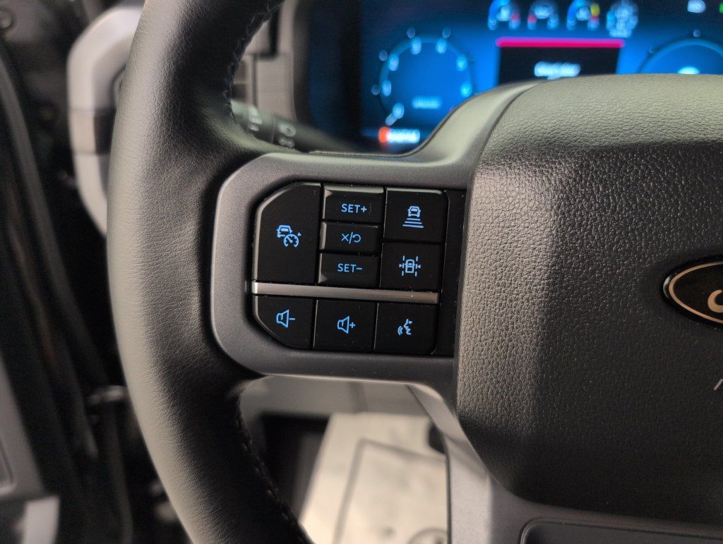 Used 2025 Ford F150 XLT w/ Equipment Group 302A MID AWD/4WD image 27