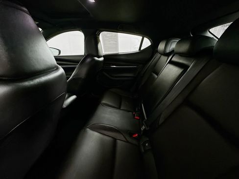 Used 2021 MAZDA MAZDA3 s image 26