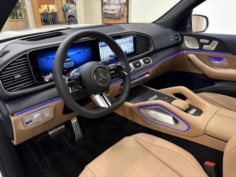 New 2026 Mercedes-Benz GLS 450 4MATIC image 9