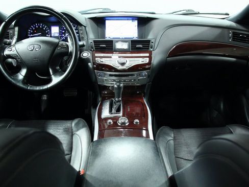 Used 2016 INFINITI Q70 3.7 w/ Sport Package image 5