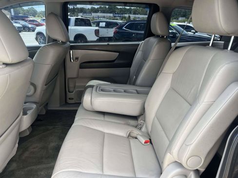 Used 2015 Honda Odyssey EX-L image 10