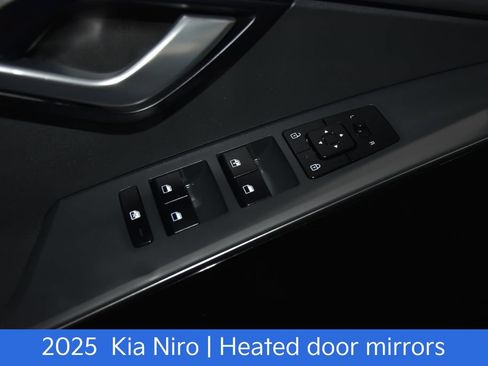 Certified 2025 Kia Niro EX FWD image 22