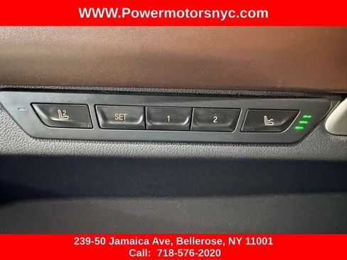 Used 2021 BMW 750i xDrive w/ Executive Package AWD/4WD image 45