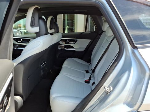 New 2026 Mercedes-Benz GLC 300 4MATIC image 12