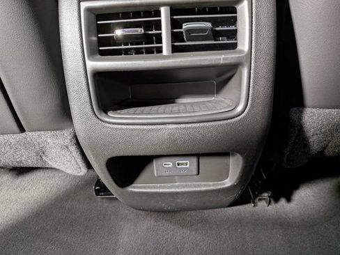 Certified 2023 Cadillac XT5 Premium Luxury w/ LPO, Floor Liner Package AWD/4WD image 27