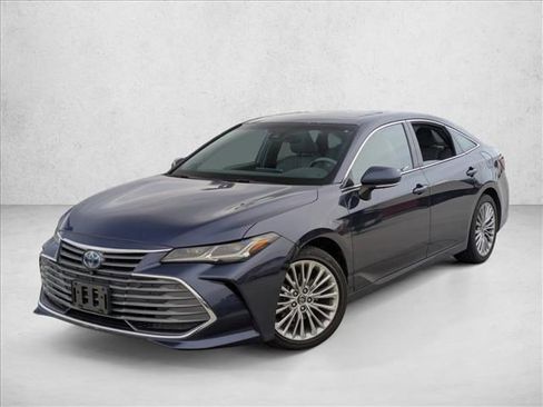 Used 2020 Toyota Avalon Limited w/ Advanced Safety Package FWD image 1