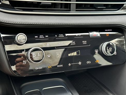 Used 2026 INFINITI QX60 Luxe w/ Cargo Package FWD image 28