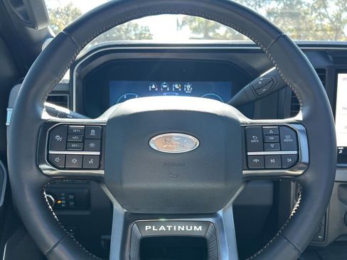 Used 2024 Ford F250 Platinum w/ FX4 Off-Road Package image 53