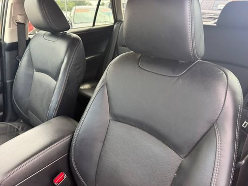 Used 2019 Subaru Outback 2.5i Limited AWD/4WD image 13