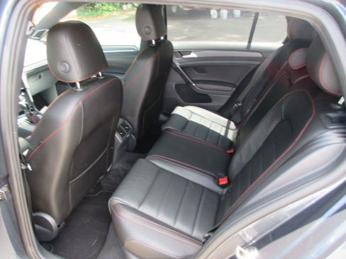 Used 2018 Volkswagen GTI Autobahn FWD image 14