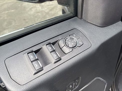 Used 2020 Ford F150 Platinum w/ Equipment Group 701A Luxury image 42