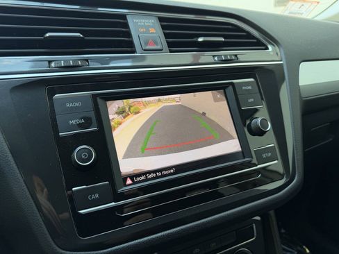 Used 2018 Volkswagen Tiguan S AWD/4WD image 16