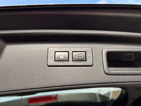 Used 2022 Subaru Forester Premium image 50