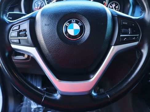 Used 2017 BMW X5 xDrive40e image 61